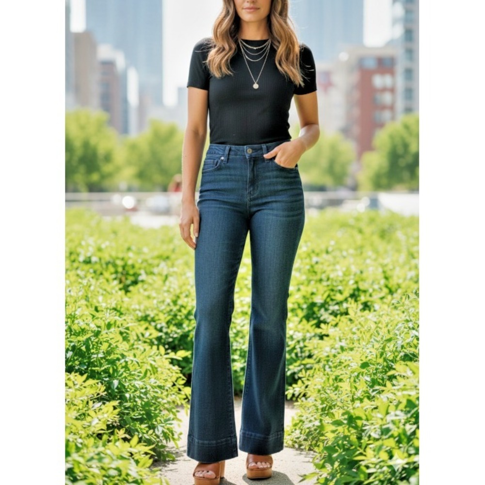 Lucky Brand Women's Size 14/32 Sun Down Wide Leg Jeans Made in USA